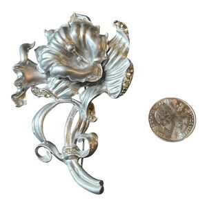 Silver Floral Brooch large